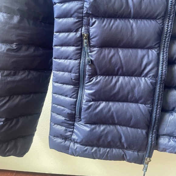 Patagonia Down Puffer Navy - Picture 6 of 9